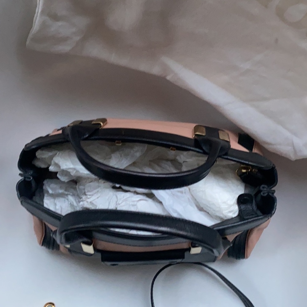 Handbag - Picture 6 of 10